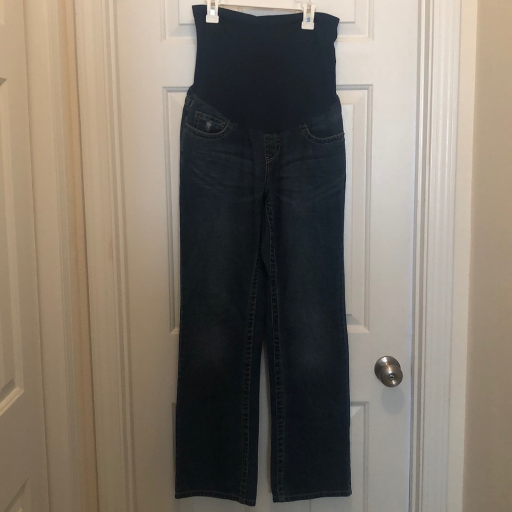 Maternity blue jeans